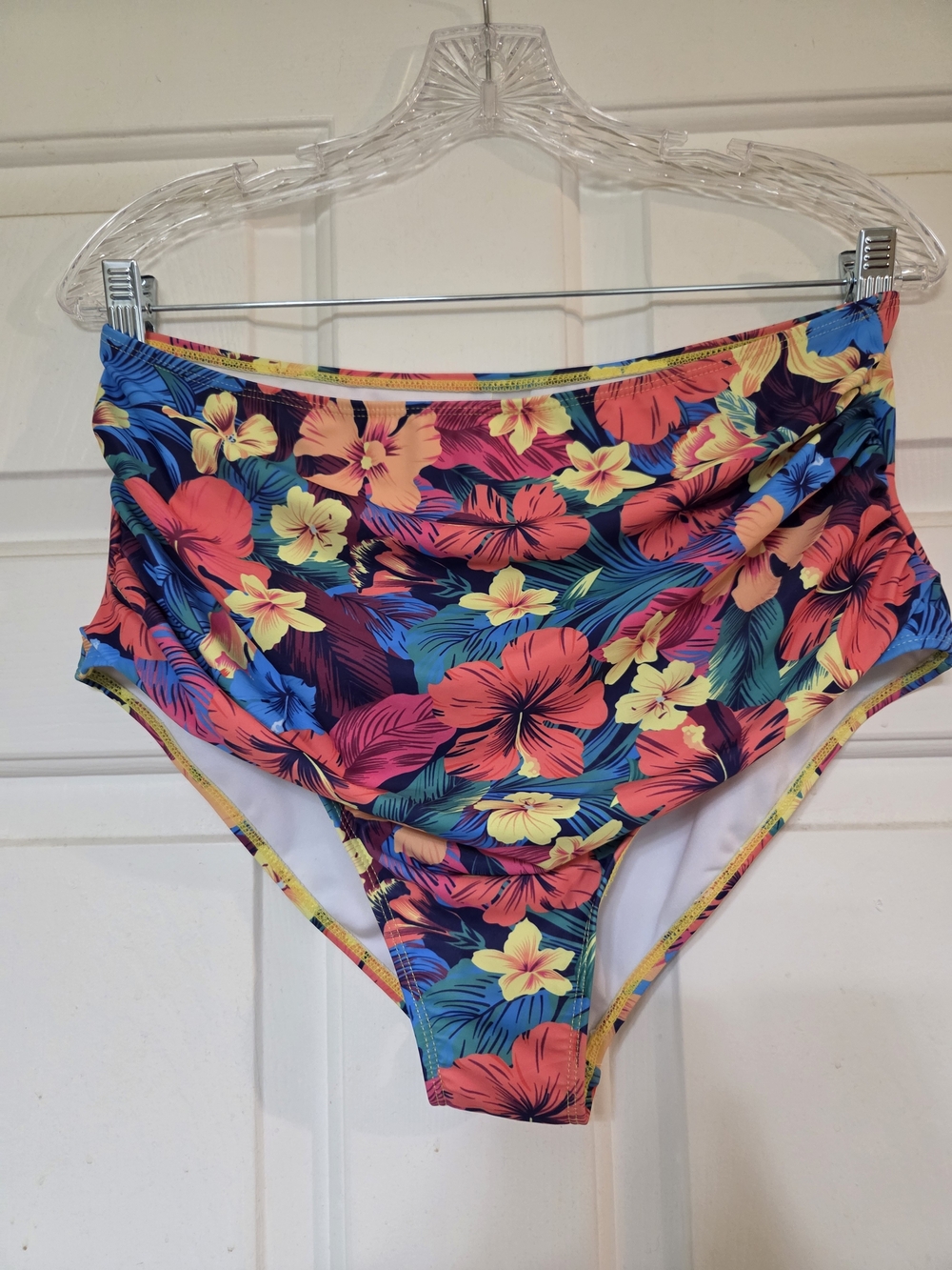 ❤️ 2 for $15, High-Waist Floral Swim Bottoms in Multicolor